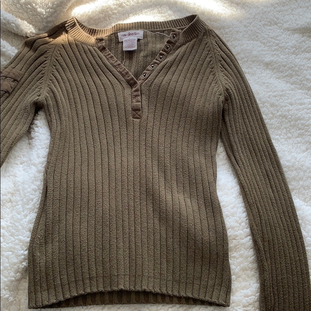 Long sleeve army green sweater